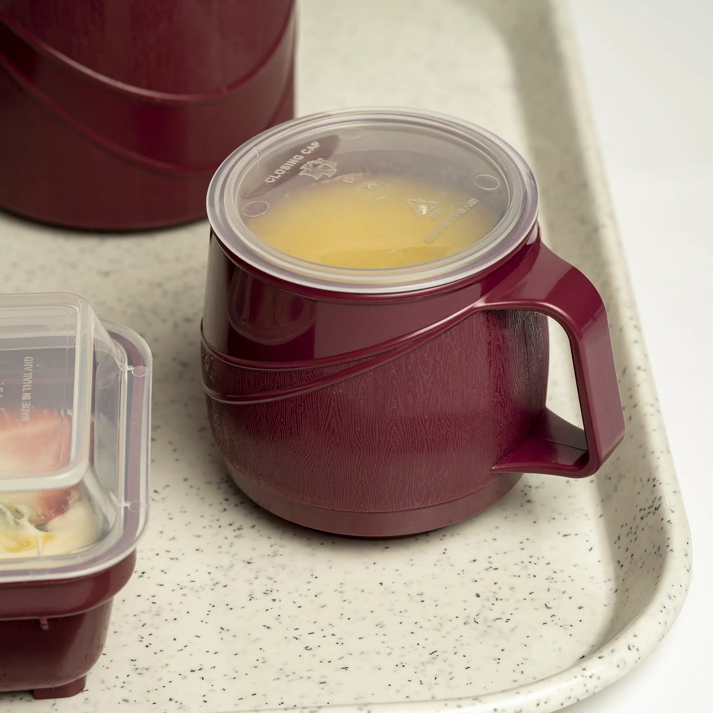 Kh Healthcare Moderne Burgundy Insulate 230ml mug Id No 32 98132